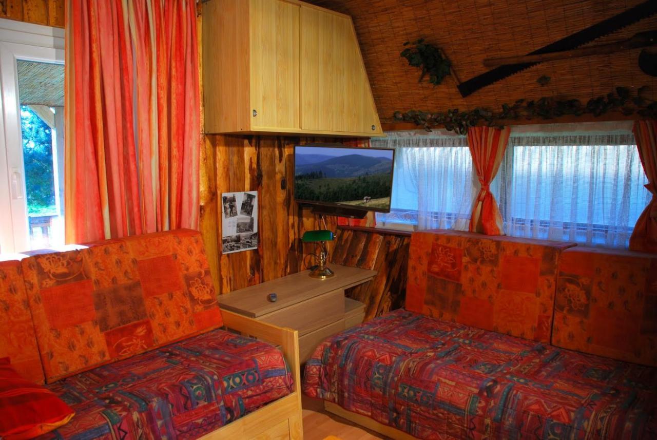 Chalets Des Trois Hetres プロンビエール・レ・バン エクステリア 写真